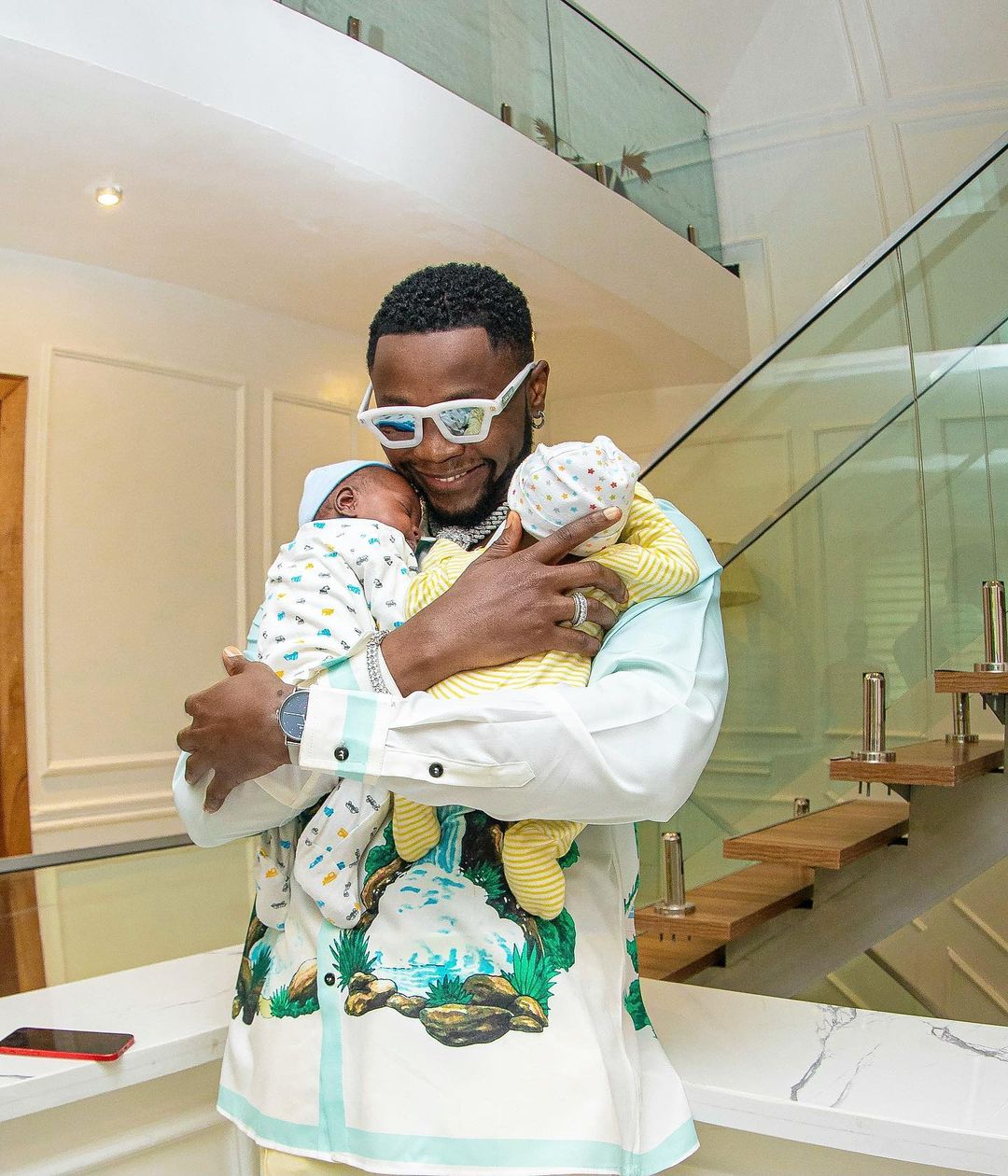 Kizz Daniel says he lost of one of his three sons after child birth | Pulse  Nigeria